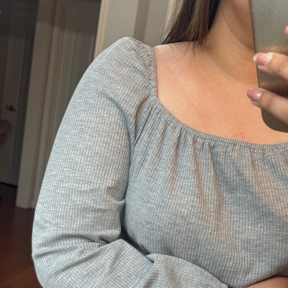 SHEIN Gray Ribbed Blouse - Picture 2 of 4